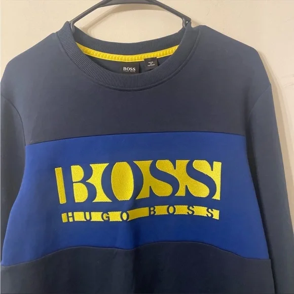NWOT’s Hugo Boss Crewneck Sweatshirt Men’s Size Large